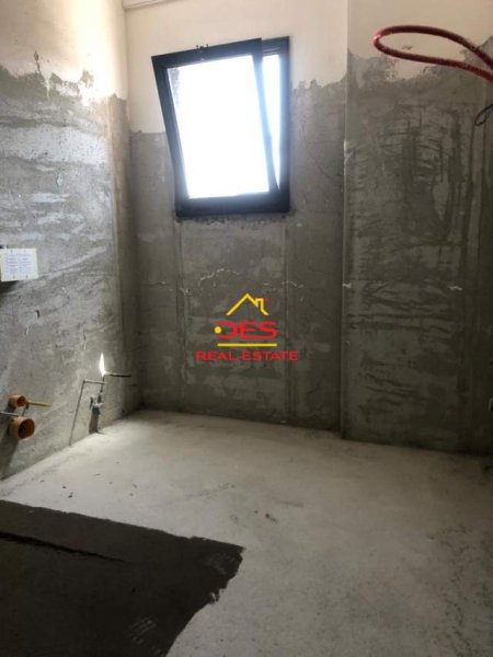 Vlore, shitet apartament Kati 9, 102 m² 87.000 Euro (Rruga Lef Sallata,Vlore)