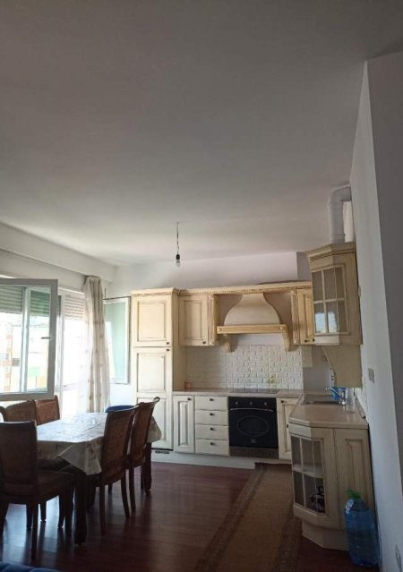 Tirane, jap me qera apartament 2+1+BLK Kati 4, 100 m² 45.000 Leke (Rrapo Hekali)