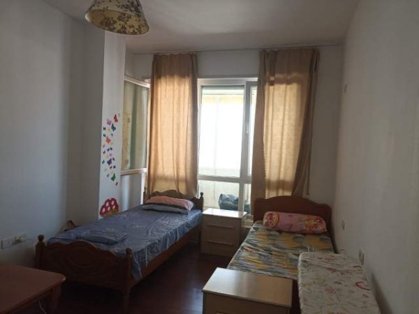 Tirane, jap me qera apartament 2+1+BLK Kati 4, 100 m² 45.000 Leke (Rrapo Hekali)