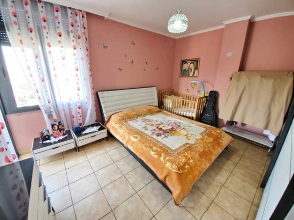 Tirane, jepet me qera apartament 2+1+A+BLK Kati 8, 108 m² 500 Euro (Selvia)
