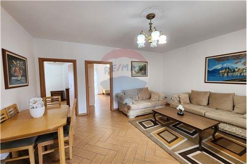 Tirane, jepet me qera apartament 2+1 Kati 6, 96 m² 530 Euro (Rruga e Dibres , Selvia)