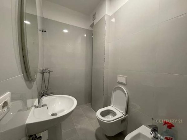 Tirane, jepet me qera apartament Kati 3, 103 m² 580 Euro (Rruga Ndre Mjeda Tirana, Albania)