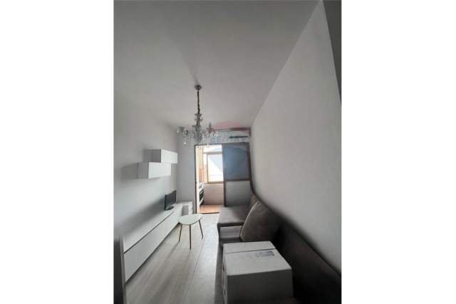 Tirane, jepet me qera apartament 1+1 Kati 3, 70 m² 400 Euro (rrug ae Dibres)