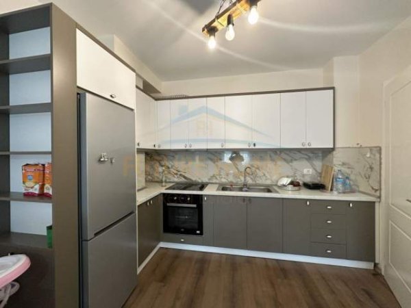 Tirane, shitet apartament Kati 2, 70 m² 120.000 Euro (Teodor Keko)