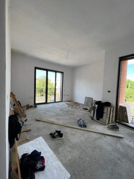 Tirane, shitet apartament 1+1, Kati 1, 64,4m² , 83.720 Euro (Hysen Xhura)