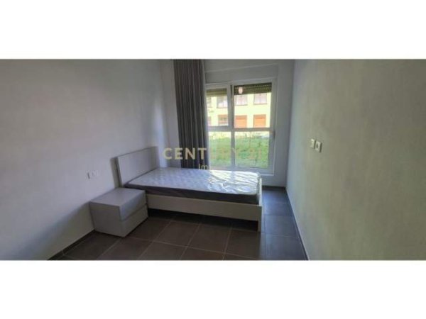 Tirane, jepet me qera apartament 2+1+BLK Kati 1, 82 m² 430 Euro (Ali Demi)