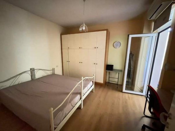 Tirane, jepet me qera apartament 2+1 Kati 4, 115 m² 650 Euro (Zogu i Zi)