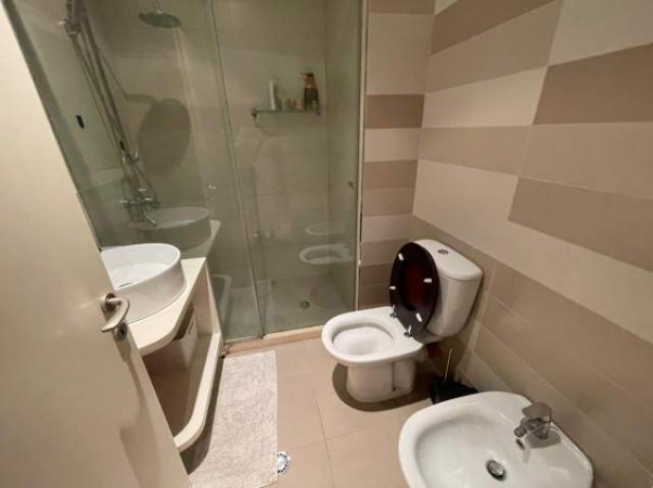 Tirane, jepet me qera apartament 2+1 Kati 4, 115 m² 650 Euro (Zogu i Zi)