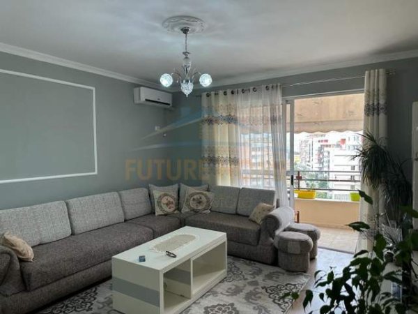 Tirane, shitet apartament 2+1+BLK Kati 8, 99 m² 115.000 Euro (Yzberisht)