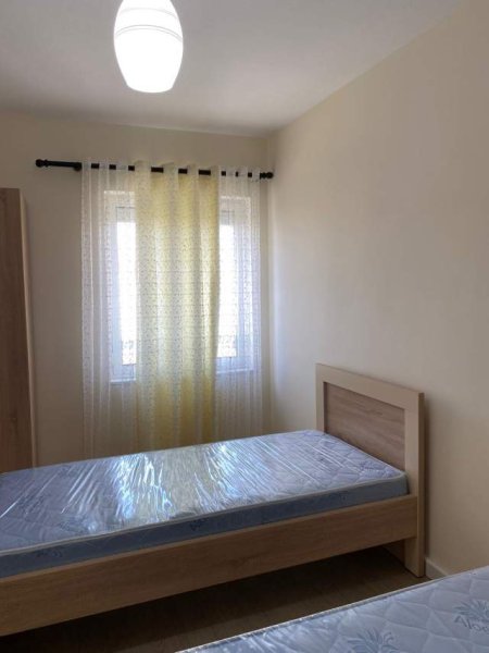 Tirane, jepet me qera apartament 2+1+BLK Kati 7, 99 m² 420 Euro (Rruga Dritan Hoxha)
