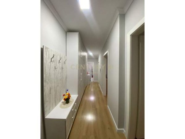 Tirane, shitet apartament 2+1+BLK Kati 2, 113 m² 160.000 Euro