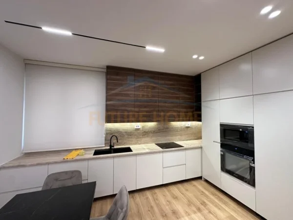 Tirane, jepet me qera apartament 1+1+Ballkon Kati 1, 79 m² 1.350 € (Liqeni i Thatë, Tek Green Valley)