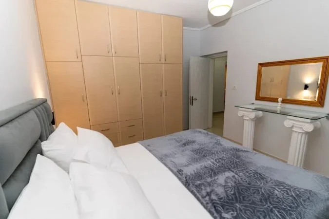 Sarande, jepet me qera apartament 2+1+Ballkon Kati 2, 72 m² 650 € (Sarande)