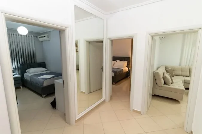 Sarande, jepet me qera apartament 2+1+Ballkon Kati 2, 72 m² 650 € (Sarande)