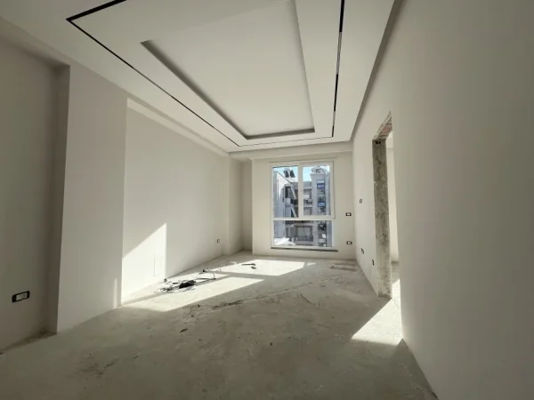 Tirane, shitet apartament 1+1+Ballkon Kati 7, 65 m² (Rruga Egnatia)