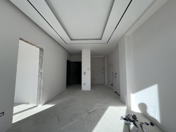 Tirane, shitet apartament 1+1+Ballkon Kati 7, 65 m² (Rruga Egnatia)