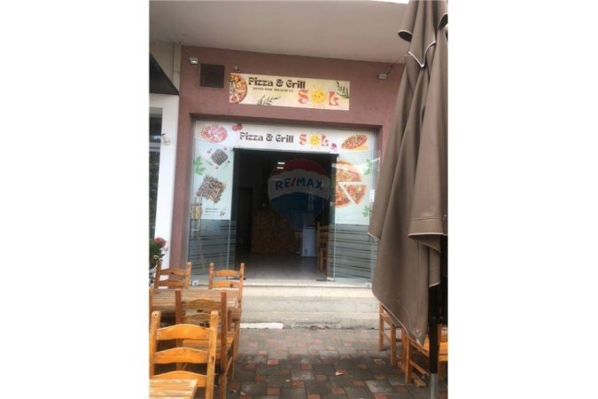 Vlore - Lungomare, jepet me qera dyqan , 42 m² 600 € (Rruga Dhimitër Konomi, Vlorë)