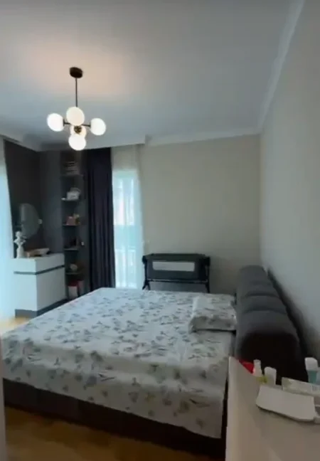 Tirane, shitet apartament 1+1 , 113 m² 310.009 € (Pranë TEG)