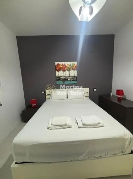 Tirane, jepet me qera apartament 1+1 Kati 2, 85 m² 600 € (Kopshti Botanik)