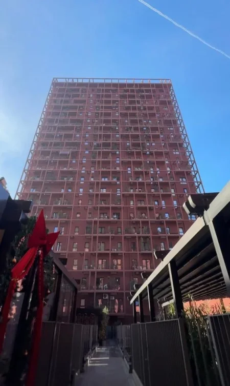 Tirane, jepet me qera zyre Kati 4, 118 m² 1.380 € 