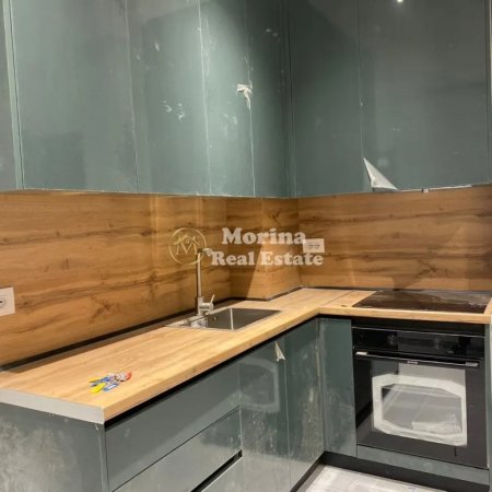 Tirane, jepet me qera garsonier Kati 4, 40 m² 270 € (Rruga 5 Maji)