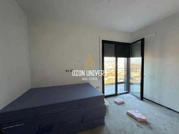 Tirane, shitet apartament 2+1+Ballkon Kati 9, 88 m² 210.000 € (Don Bosko)