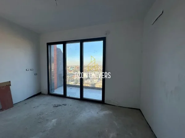 Tirane, shitet apartament 2+1+Ballkon Kati 9, 88 m² 210.000 € (Don Bosko)