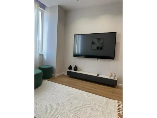 Tirane, shitet apartament 1+1 Kati 3, 61 m² 121.000 € (Astir)