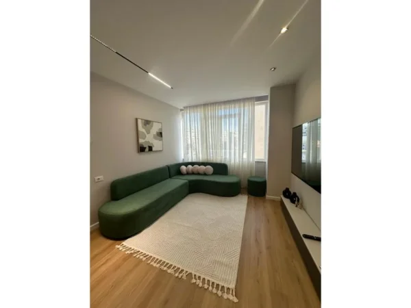 Tirane, shitet apartament 1+1 Kati 3, 61 m² 121.000 € (Astir)
