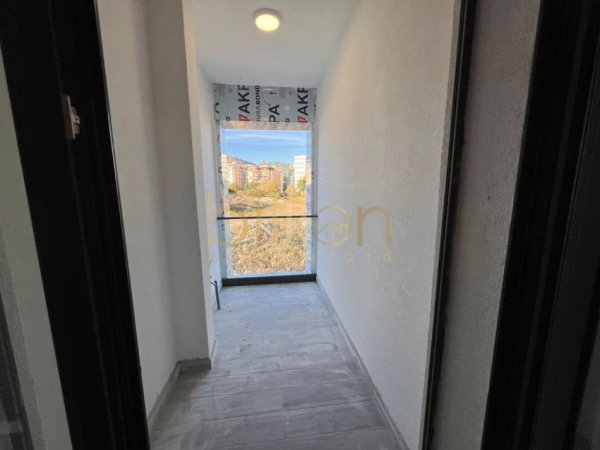 Tirane, shitet apartament 2+1+Ballkon Kati 2, 95 m² 217.000 € 