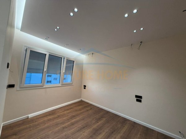 Tirane, jepet me qera apartament 2+1 Kati 8, 105 m² 700 € (River Residence , Unaza e Re)