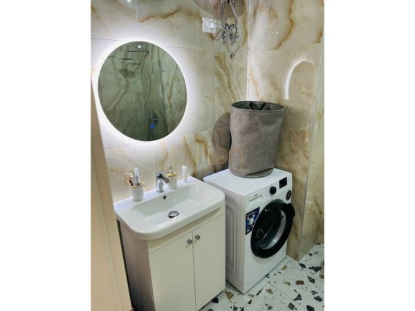 Tirane, shitet apartament 1+1 Kati 7, 51 m² 90.000 € 