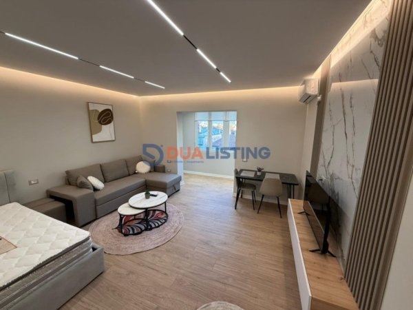 Tirane, shitet garsonier 1+1 Kati 5, 108.000 € (Stacioni i Trenit)