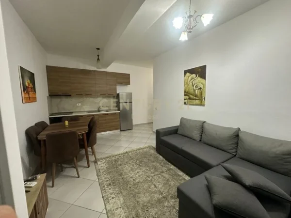 Tirane, shitet apartament 1+1 Kati 3, 62 m² 115.000 € (Brryli)