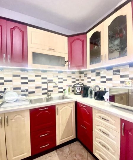 Tirane, shitet apartament 1+1 Kati 4, 54 m² (ALLIAS)