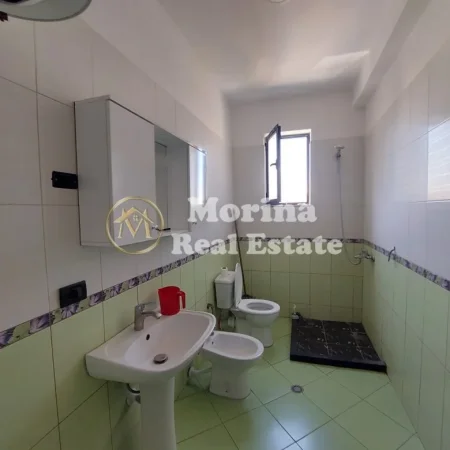 Tirane, jepet me qera shtepi 2+1 Kati 3, 100 m² 450 € (Shkolla e Bashkuar)