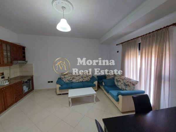 Tirane, jepet me qera shtepi 2+1 Kati 3, 100 m² 450 € (Shkolla e Bashkuar)