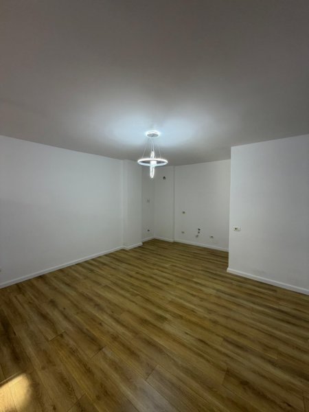 Tirane, shitet apartament 2+1 Kati 2, 77 m² 120.000 € 