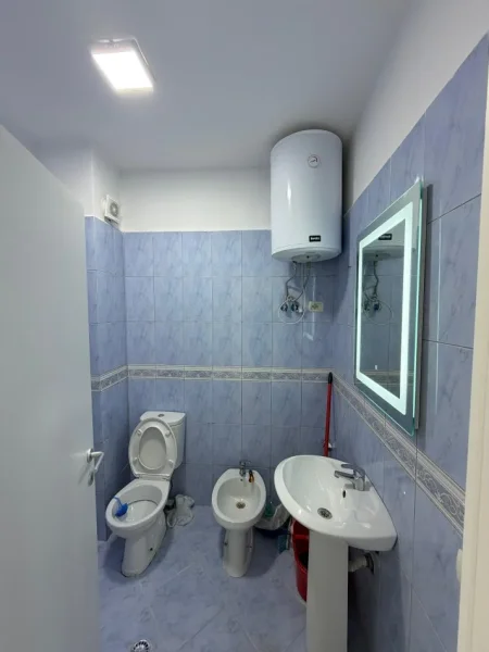 Tirane, shitet apartament 2+1 Kati 2, 77 m² 120.000 € 