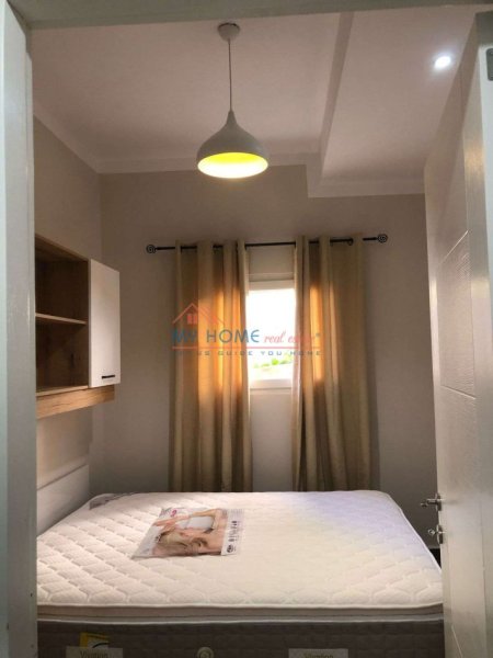 Tirane, jepet me qera apartament 1+1+Ballkon Kati 2, 60 m² 270 € (Rruga Ramazan Gaxherri)