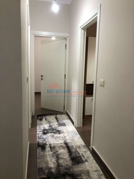 Tirane, jepet me qera apartament 1+1+Ballkon Kati 2, 60 m² 270 € (Rruga Ramazan Gaxherri)