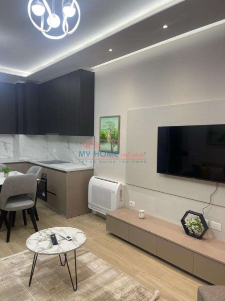 Tirane, jepet me qera apartament 1+1+Ballkon Kati 3, 75 m² 850 € (Rruga Liman Kaba)