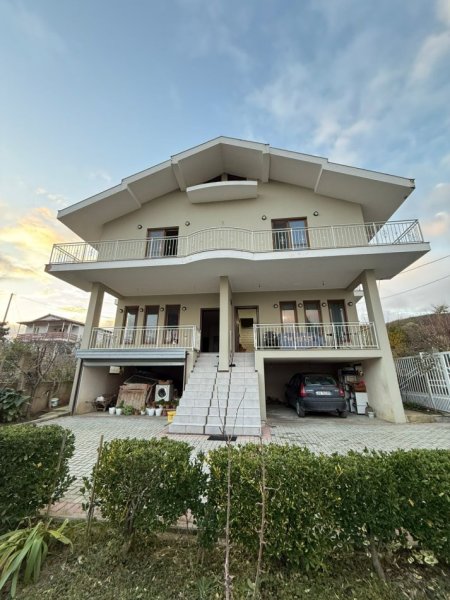 Tirane, shitet Vile 3 Katshe Kati 3, 396 m² 370.000 € (Doga Vore)