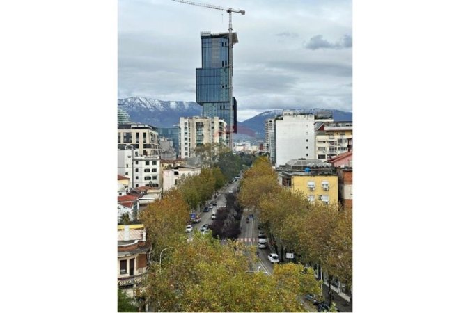 Tirane, jepet me qera ambjent biznesi , 40 m² 1.500 € (Rruga e Kavajes)