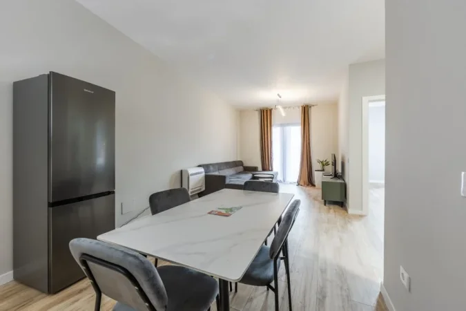 Tirane, jepet me qera apartament 1+1 Kati 3, 80 m² 1.200 € 