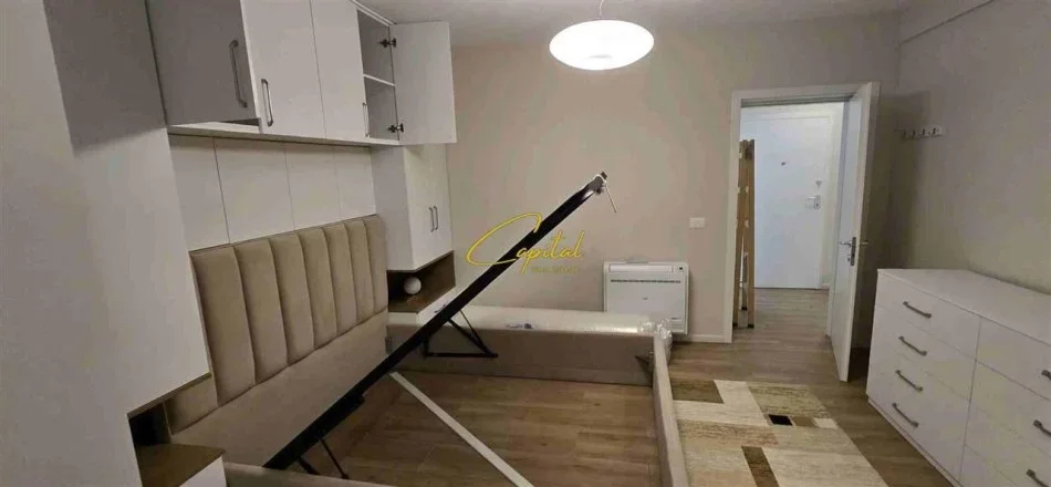 Tirane, jepet me qera apartament 2+1 Kati 3, 75 m² 750 € (MYSLYM SHYRI)