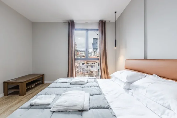 Tirane, jepet me qera apartament 1+1 Kati 3, 80 m² 1.200 € 