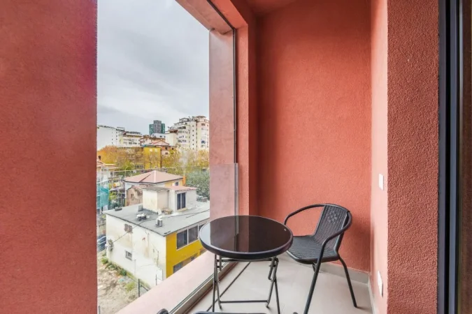 Tirane, jepet me qera apartament 1+1 Kati 3, 80 m² 1.200 € 