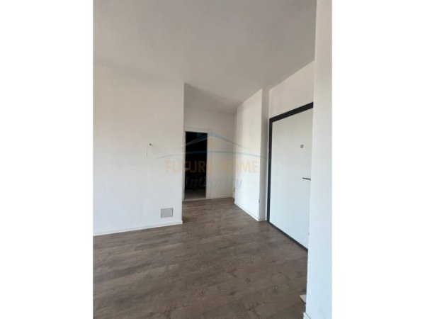 SHITET APARTAMENT 1+1 KOMPLEKSI NDREGJONI, BULEVARDI I RI