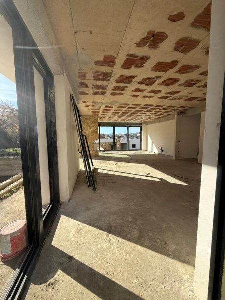 Tirane, shitet Vile 2 Katshe Kati 0, 362 m² 850.000 € (Farke)